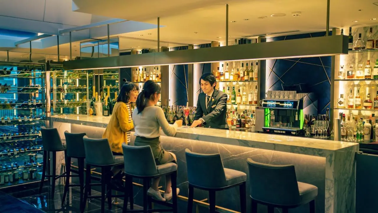 Cross Hotel Osaka