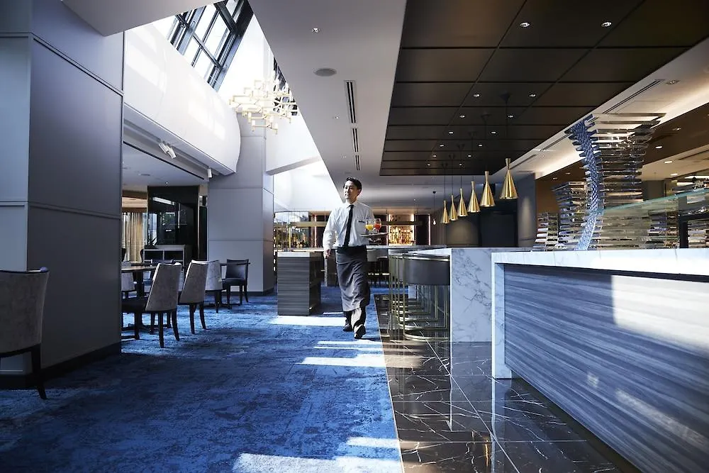 Cross Hotel Osaka
