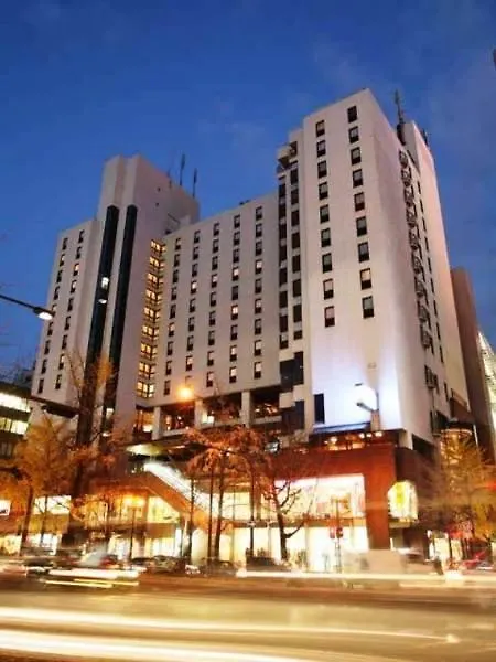 Cross Hotel Osaka