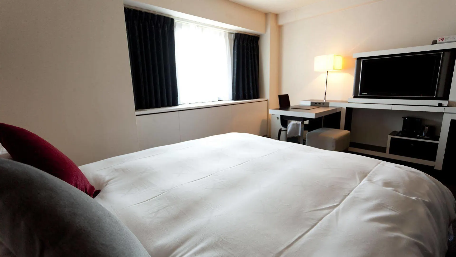 Cross Hotel Osaka