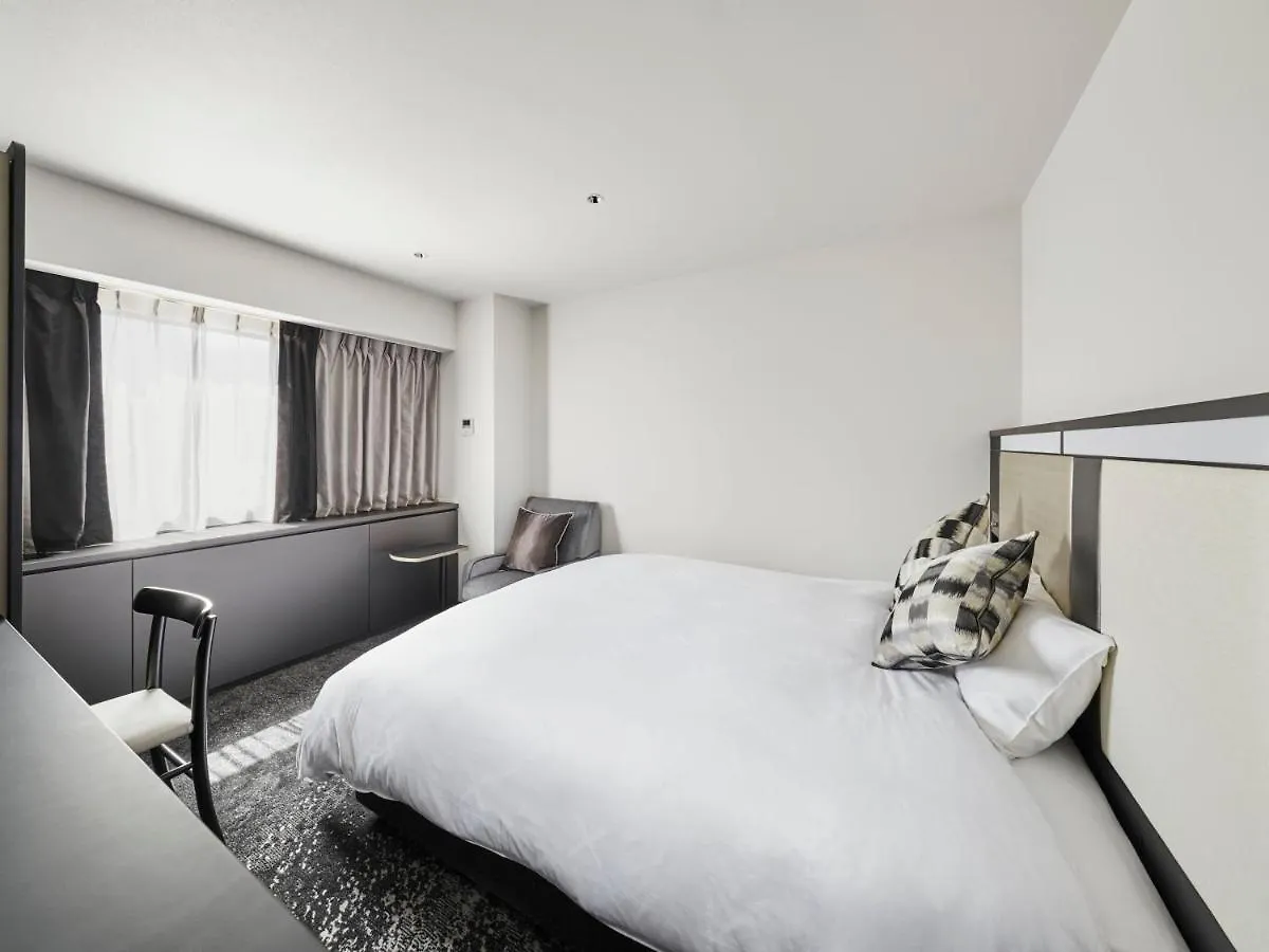 Cross Hotel Osaka