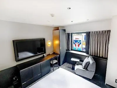 Cross Hotel Osaka