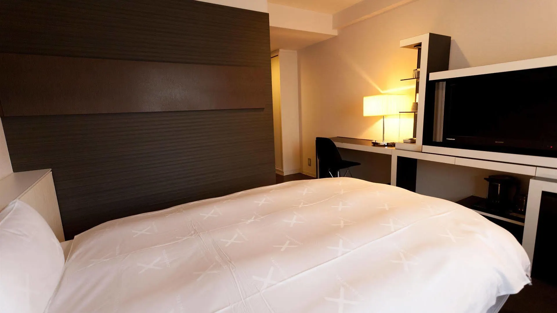 Cross Hotel Osaka